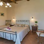 Sara Spacious Private Pool Near Lucca