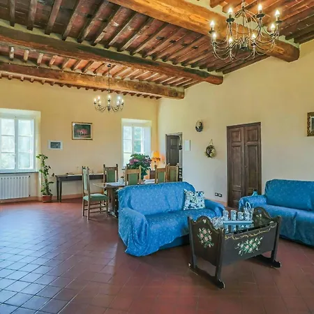 Sara Spacious Private Pool Near Lucca Appartement *