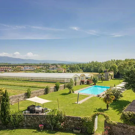 Sara Spacious Private Pool Near Lucca Appartement *