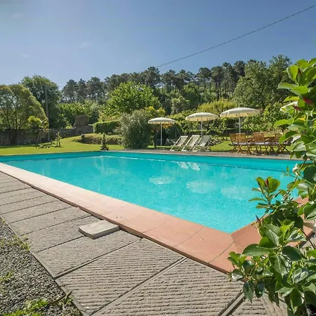 Sara Spacious Private Pool Near Lucca Capannori